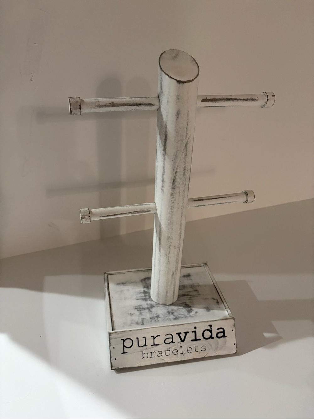 Pura Vida White Washed Distressed Bracelet Stand
